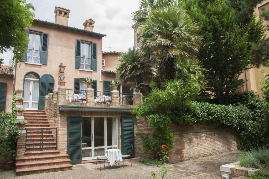 Ai Giardini Di San Vitale Равенна Экстерьер фото